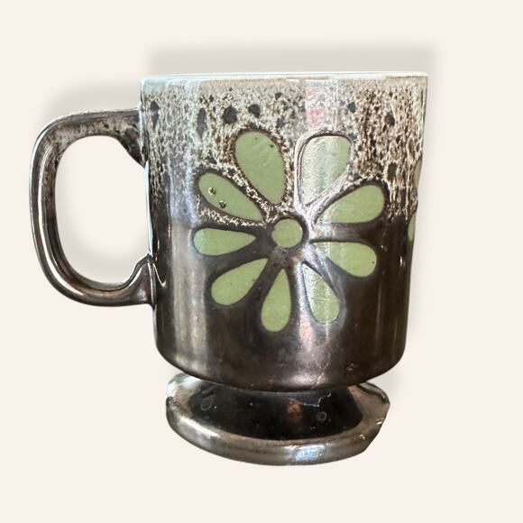 Set of 4 Vintage 1970s Metallic Brown Floral Mugs – Retro Pedestal Coffee Cups - Picture 5 of 9